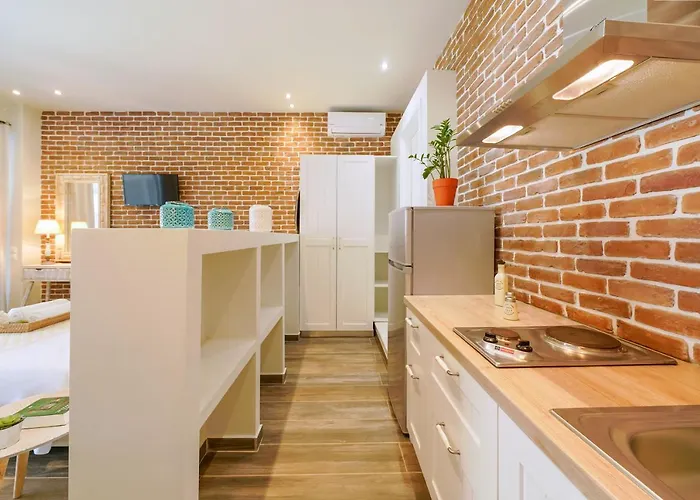 Golden Beachside Terrace Appartement