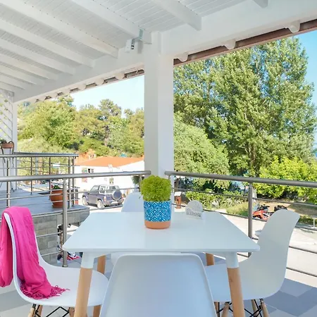 Apartment Golden Beachside Terrace Chrysi Ammoudia