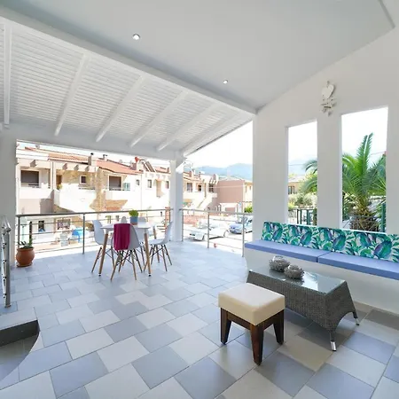 Golden Beachside Terrace Chrysi Ammoudia